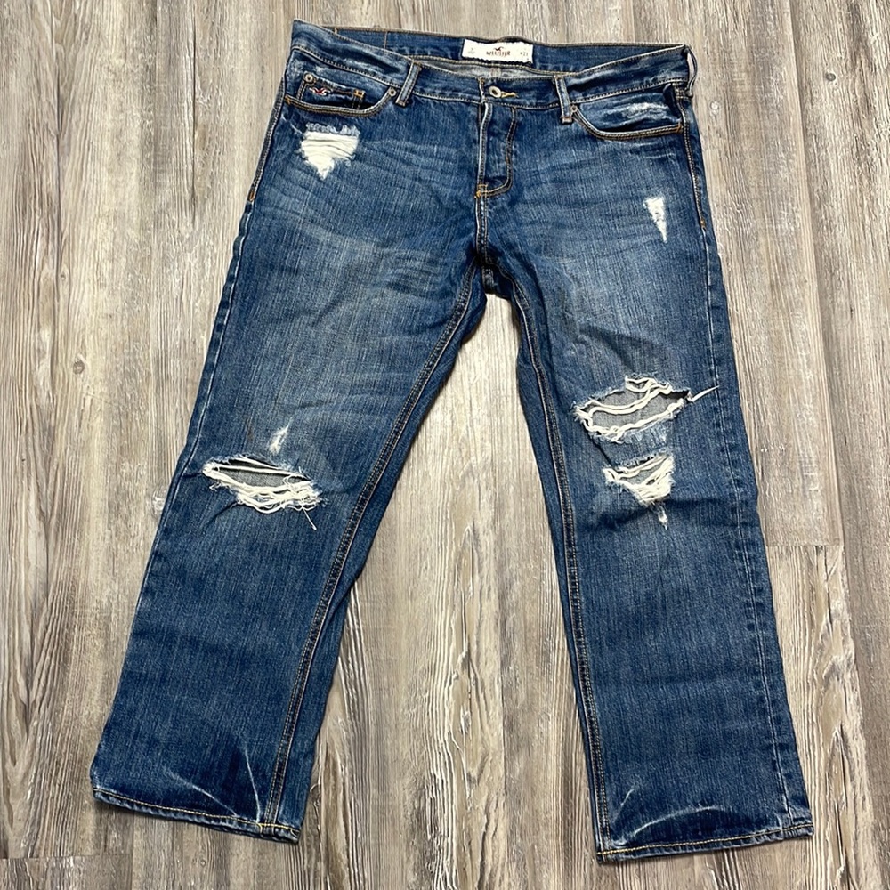 Hollister Boyfriend fit Crop Jeans